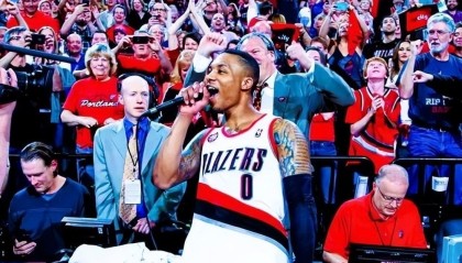  佛罗伦萨绝杀功臣，赛后泪洒采访区  