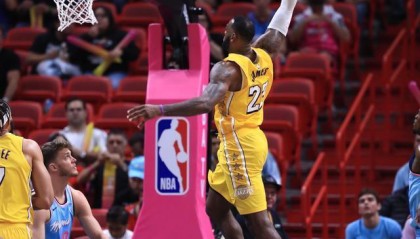  热火主场连胜遭终结无缘东部前三  